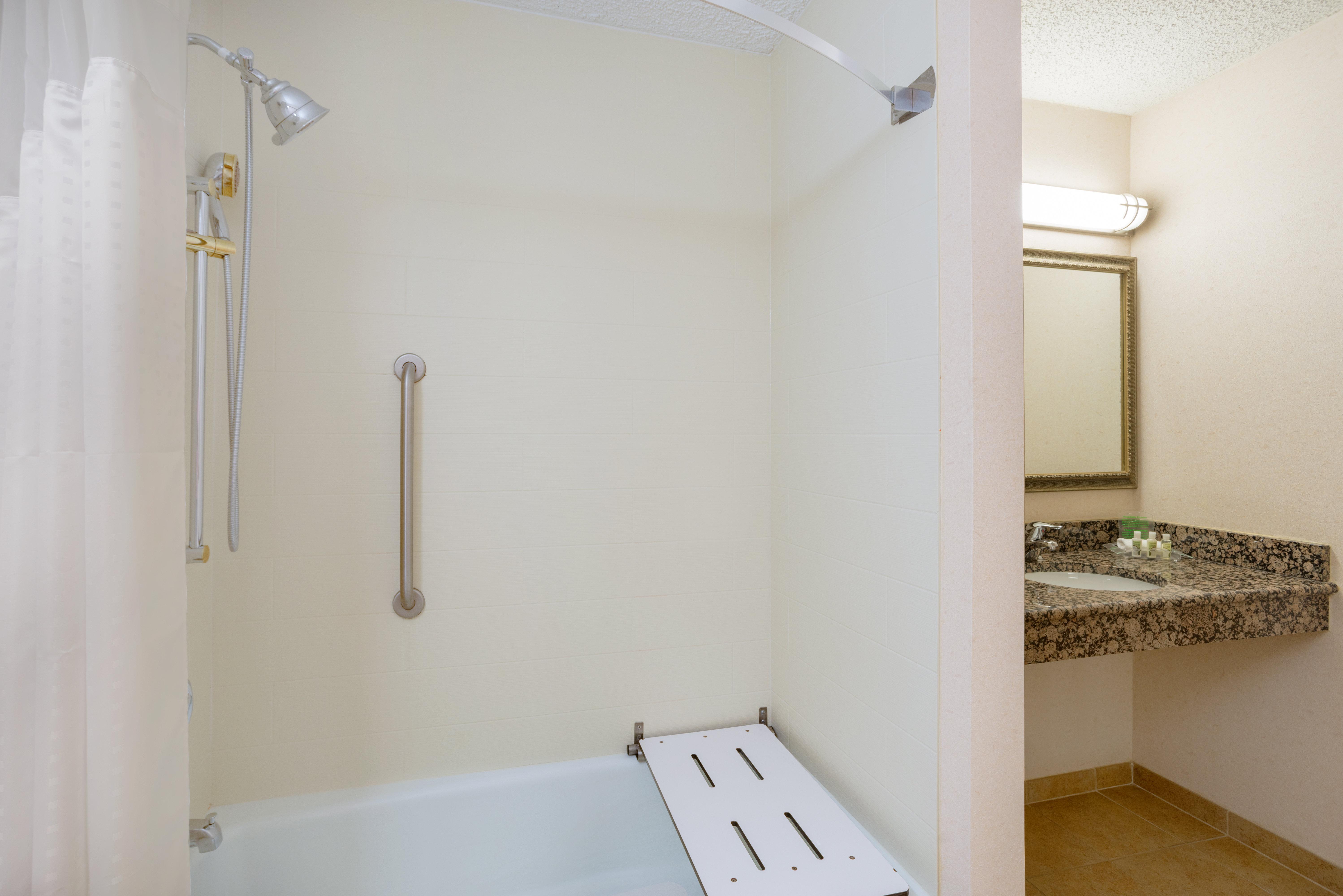 Holiday Inn Charlottesville-Monticello By Ihg Exterior photo