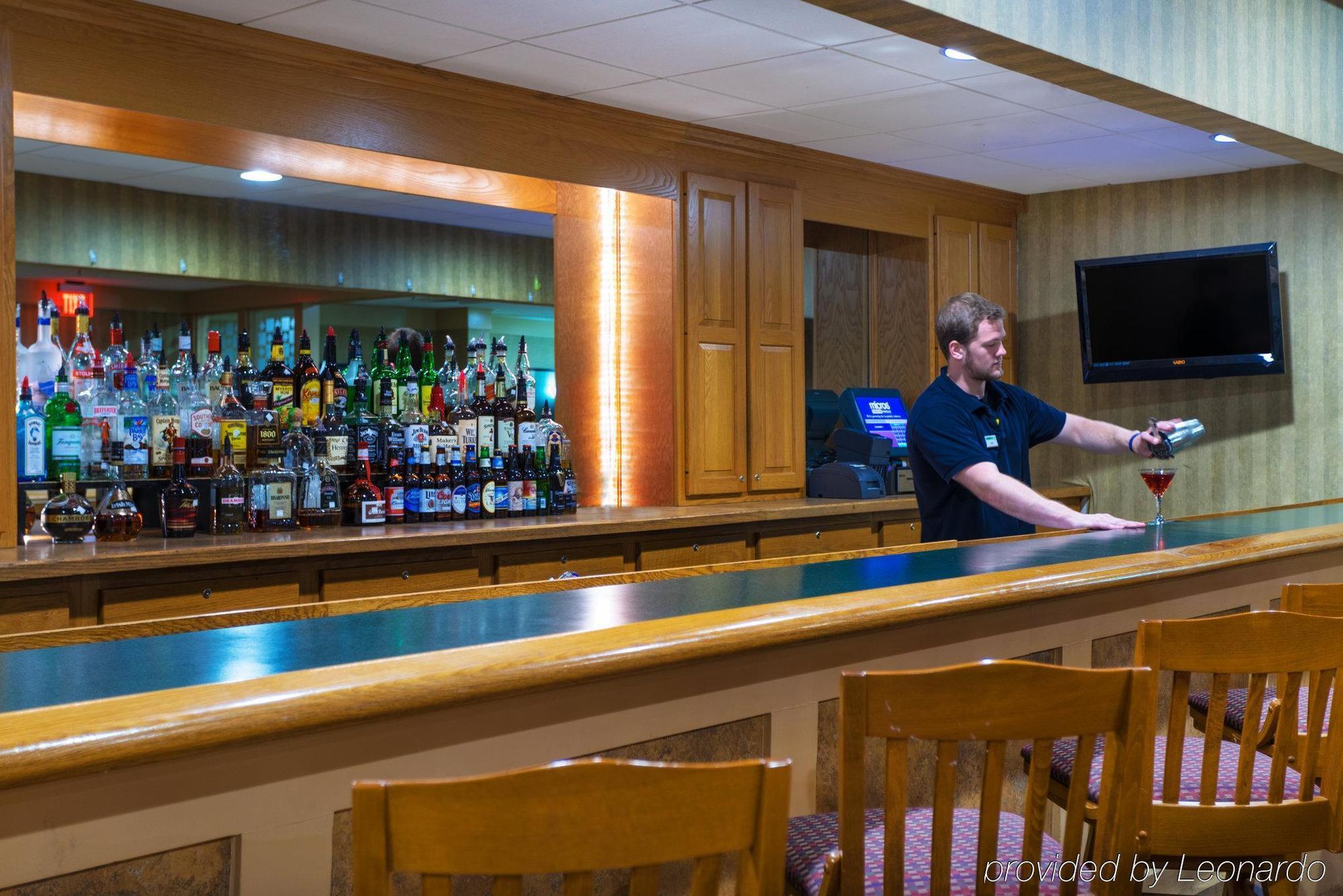 Holiday Inn Charlottesville-Monticello By Ihg Exterior photo